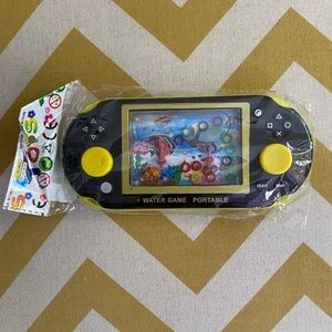 Handheld portable water game road trip game